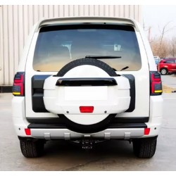 FEU ARRIERE LEDS MITSUBISHI PAJERO IV (06-20)